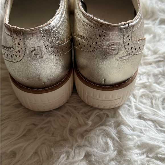 NWT Cole Haan Women's Gold Metallic City Wingtip Oxford Shoes 10 - Picture 7 of 9